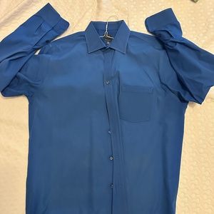 Men’s Blue Classic Fit Dress shirt